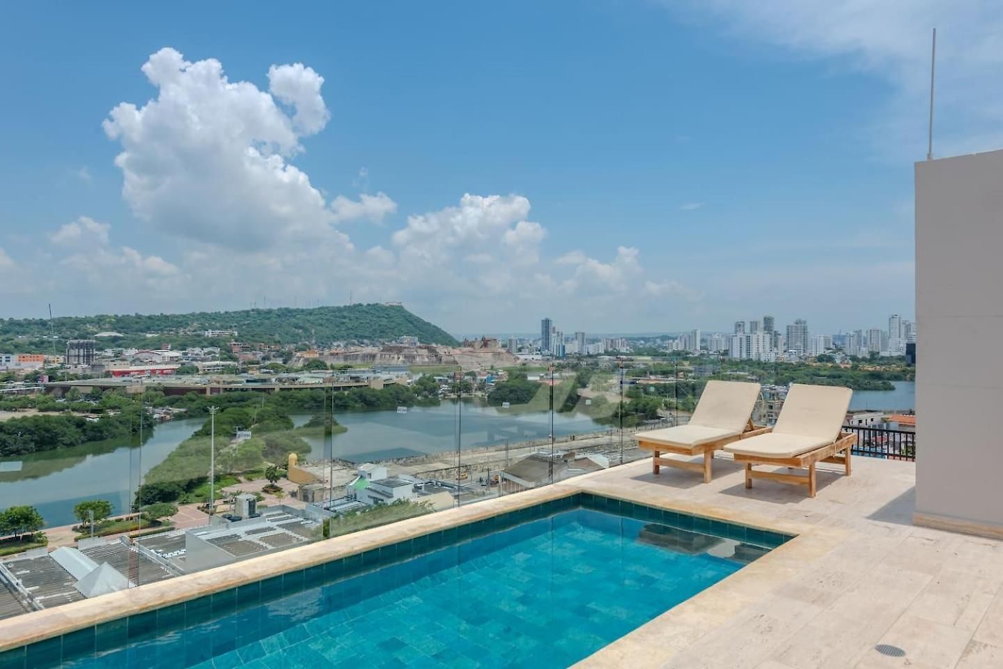 Apartment Loft In Downtown - Rooftop Pool