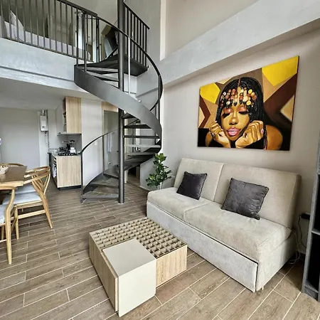 Loft In Downtown - Rooftop Pool Apartment *